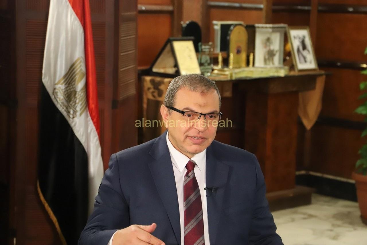 اتفاقية عمل بصرف علاوة خاصة 10% وحافز شهري 150 جنيها يستفيد منهما 250 عاملا