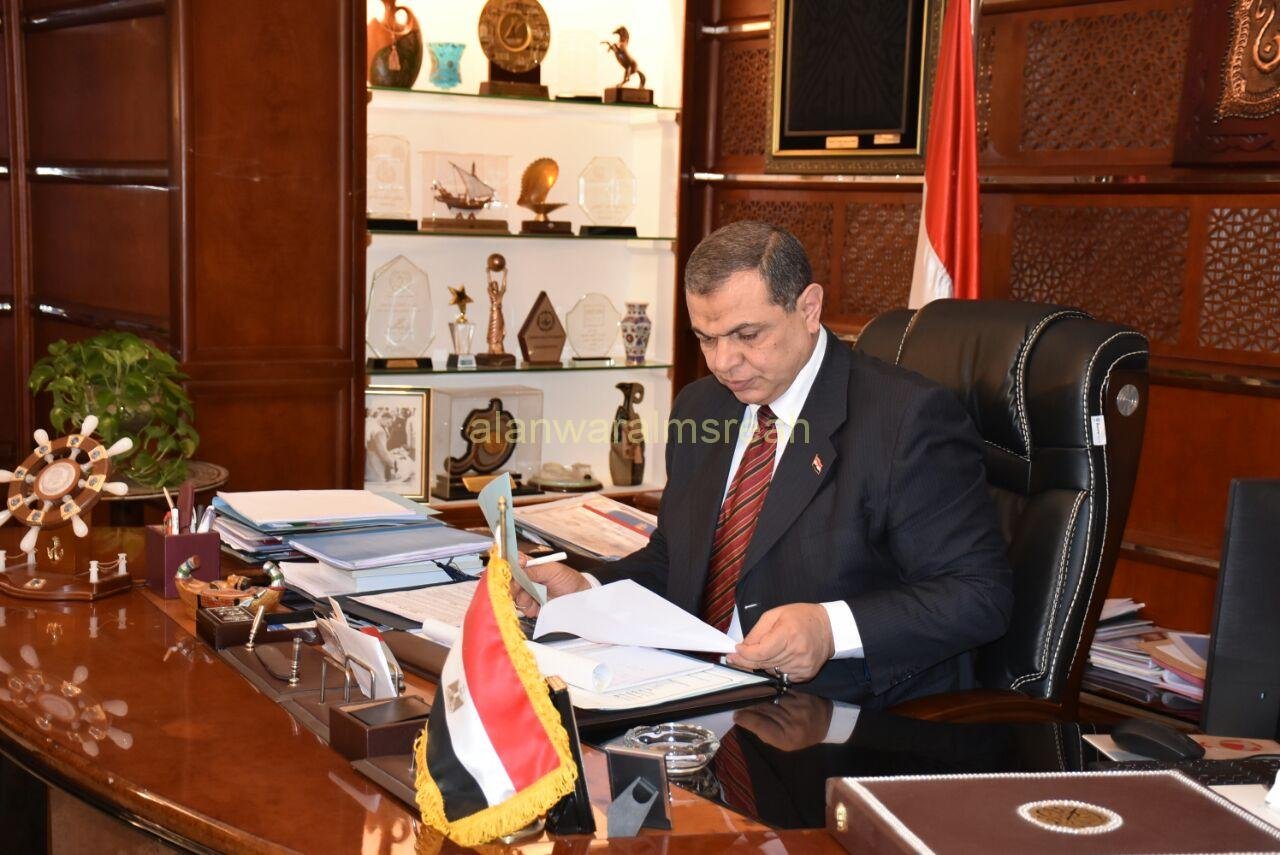 القوى العاملة تعلن عن 3255  فرصة عمل برواتب تصل لـ 7000  جنيه