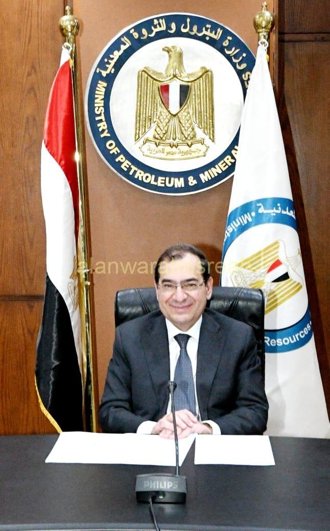 ( إحياء تصدير الغاز المصري.. بوادر التوسع في صادرات الغاز المسال لدول شرق المتوسط
