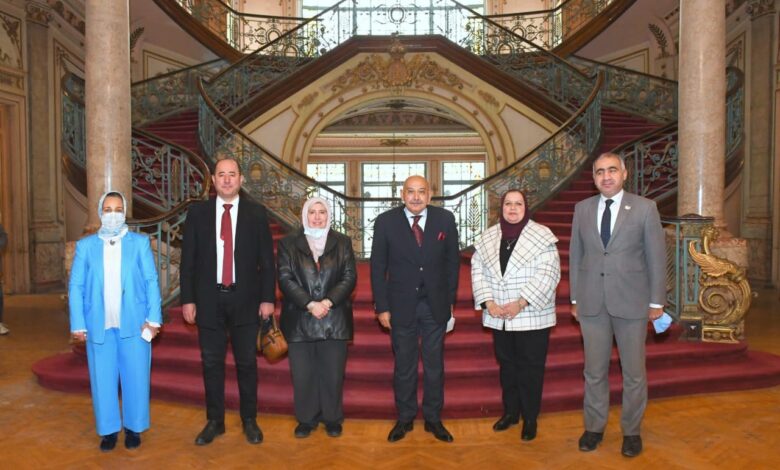 الاجتماع الأول لجامعة حلوان لجامعات القاهرة الكبري في مجالات خدمة المجتمع وتنمية البيئة