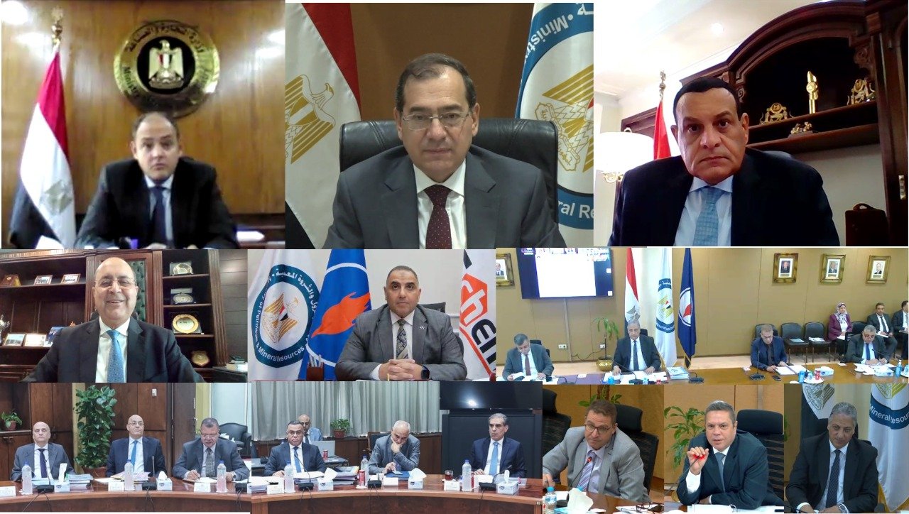 وزير الصناعة: منتج الـPVC بشركة البتروكيماويات المصرية لا منافس له من حيث الجودة