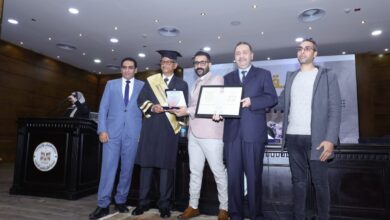 وحيد التهامي يحصل علي الدكتوراة المهنية من الجامعة الأمريكية للعلوم