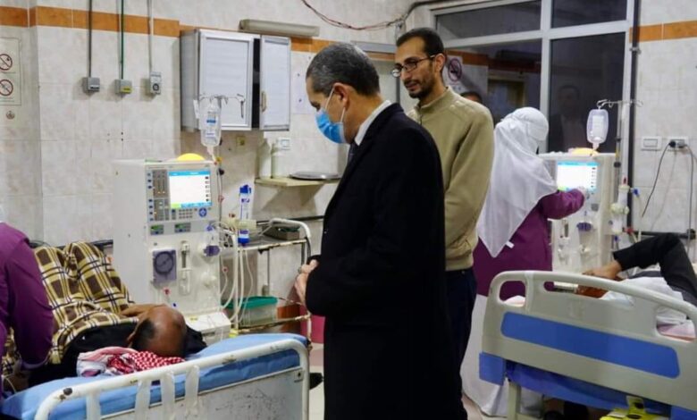 جولة مفاجئة لمحافظ الغربية بالمستشفى المركزي بقطور لمتابعة مستوى الخدمة الطبية في السابعة صباحاً