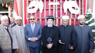 وسط أجواء من الود والمحبة في جولة لمحافظ أسوان على الكنائس يقدم التهنئة بمناسبة عيد الميلاد المجيد لطوائف الأرثوذكس والكاثوليك والإنجيلية