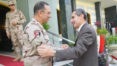 محافظ الغربية يهنئ اللواء هشام حسني لتوليه منصب قائد المنطقة الشمالية العسكرية