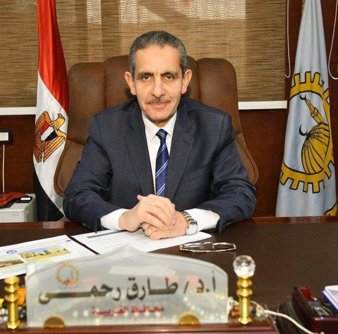 محافظ الغربية يتابع استكمال اعمال الرصف بشارع البحر بالمحلة الكبرى