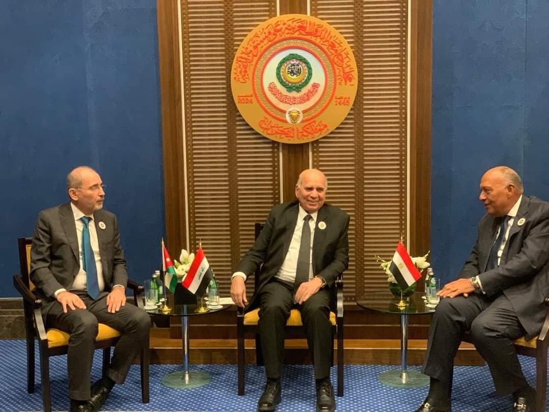 وزراء خارجية مصر والأردن والعراق يجتمعون في إطار آلية التعاون الثلاثي على هامش اجتماع مجلس وزراء الخارجية العرب بالمنامة