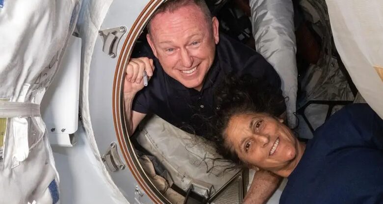 رواد فضاء ناسا