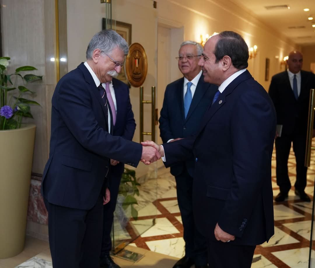 الرئيس عبد الفتاح السيسي يستقبل السيد لازلو كوفير رئيس البرلمان المجرى وذلك بحضور المستشار الدكتور حنفي جبالي رئيس مجلس النواب