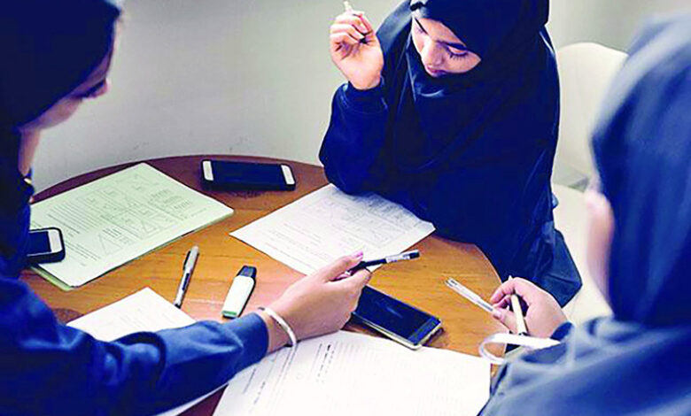 دروس الخصوصية أم مهارات المستقبل؟.. ماذا يحتاج الطالب المصري حقاً؟