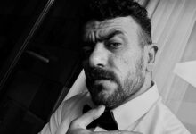 أحمد العوضي يروّج لـ «شمشون ودليلة» بصورة من الكواليس