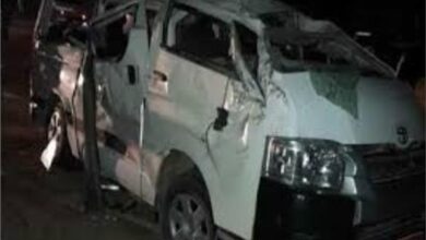 إصابة 5 أشخاص إثر اصطدام ميكروباص بسور كوبرى فى حدائق القبة