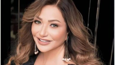 ليلي علوي توجه رسالة للكينج محمد منير من أسوان: بحبك وبدعيلك